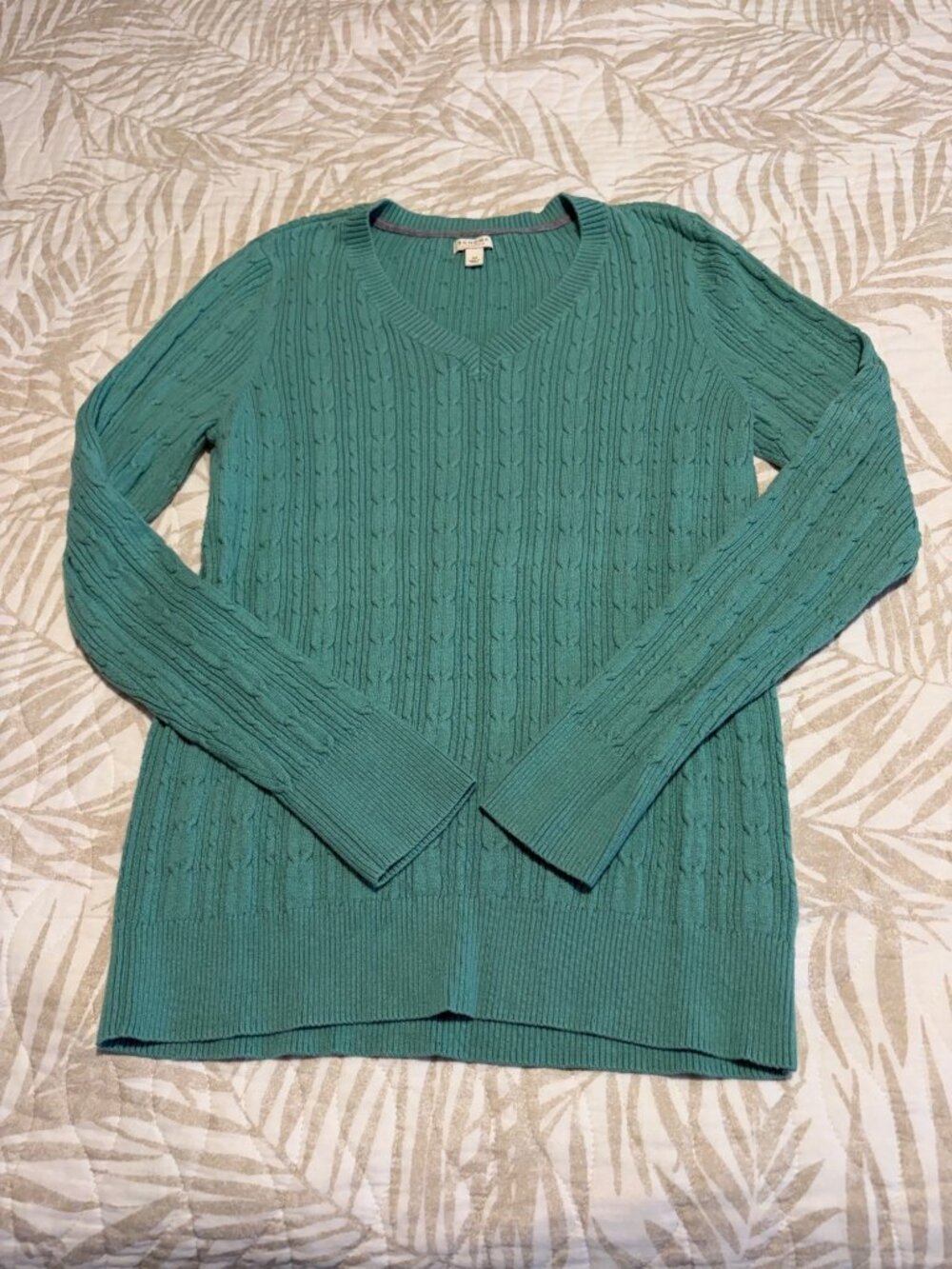 Sonoma Womens Medium Green Cable Knit V-Neck Sweater Pullover Long Sleeve